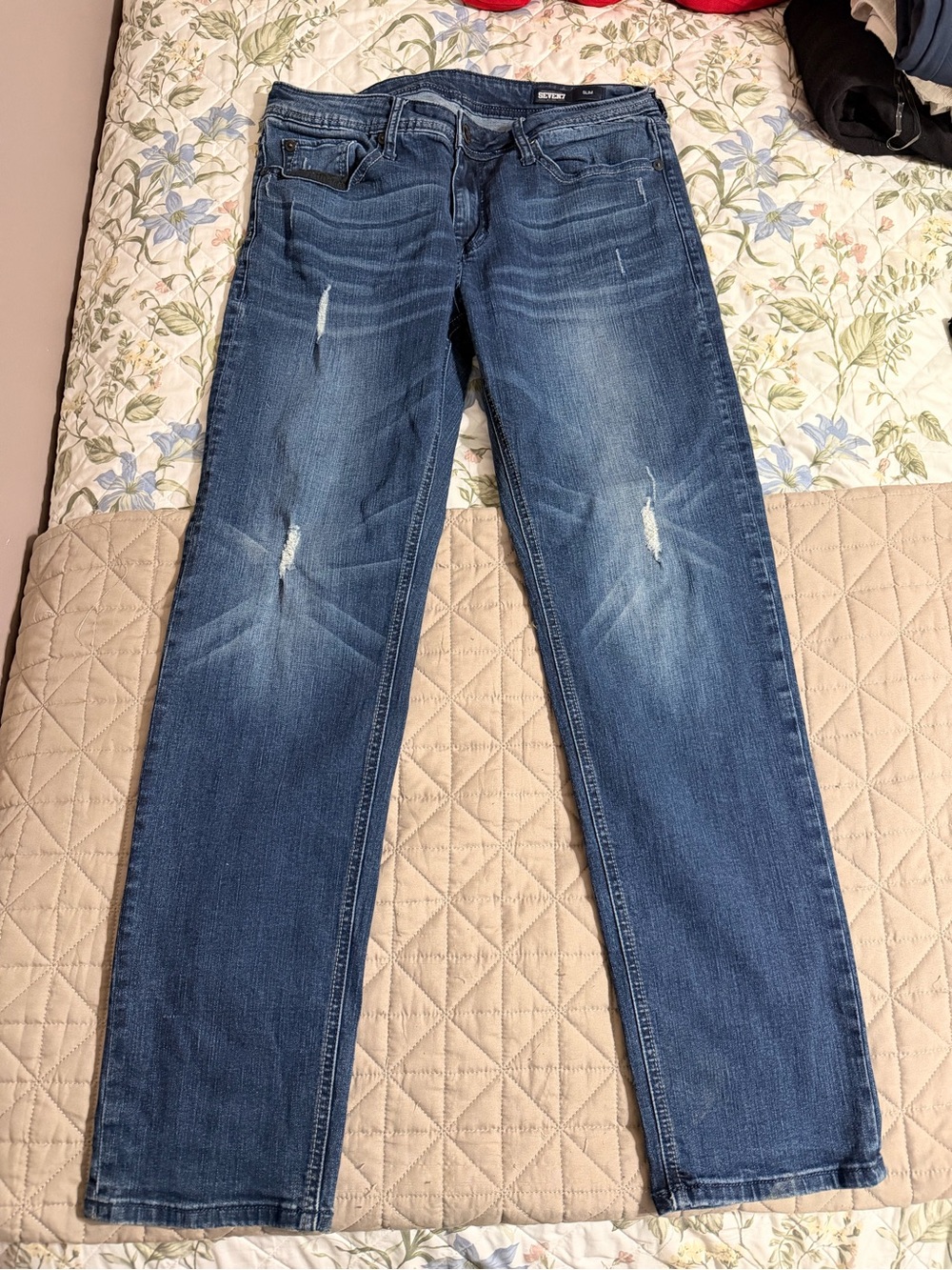 Seven7 Men’s Straight Leg Distressed Blue Jeans 32x32